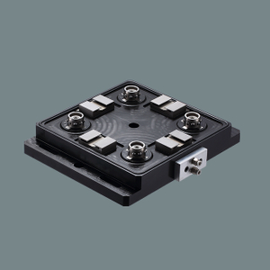 R auto benchmark chuck 3A-110096 