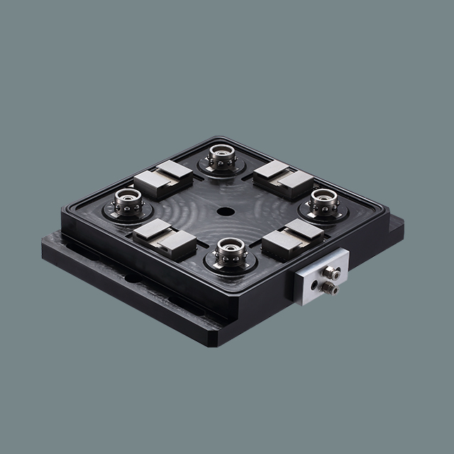 R auto benchmark chuck 3A-110096 